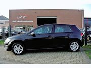 Volkswagen Golf - 1.2 TSI Highline airco automaat inruil mogelijk