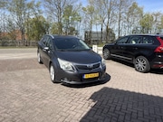 Toyota Avensis - 1.8 VVTi Business AUTOMAAT TREKHAAK CAMERA NAVI CLIMA