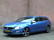 Volvo V60 - 2.0 T4 AUT Bus. Sport 12 MND garantie Schuifdak / Adaptive C