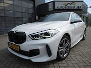 BMW 1-serie - 116i Executive Edition / AUTOMAAT / PANO / NAV / Camera / St