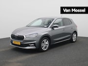 Skoda Fabia - 1.0 TSI Business Edition Automaat/ Navigatie pakket/ Airco