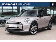 MINI Cooper - Hatchback Classic Automaat / Sportstoelen / LED / Navigatie