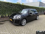 MINI Cooper - 3-Deurs 1.5 Essential automaat 2023
