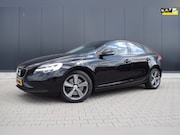 Volvo V40 - 1.5 T3 Nordic+ (Trekhaak, Automaat, Complete Historie..)
