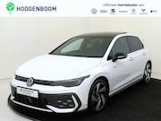 Volkswagen Golf - 1.5 eHybrid GTE | SoH 100% | Panoramadak | Trekhaak | Ledere