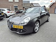 Alfa Romeo Giulietta - 2.0 JTDm Distinctive Navi Clima Cruise Leer 18 Inch sportvel