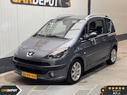 Peugeot 1007 - 1.6-16V Sporty