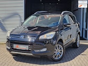 Ford Kuga - 1.6 Titanium Plus 1E EIG TREKHAAK 2000KG 6BAK PDC STOELVERW.