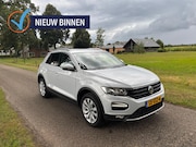 Volkswagen T-Roc - 1.5 TSI Style | ACC | Navigatie | Apple CarPlay | Climatroni