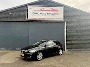 Volvo V40 Cross Country - 1.5 T3 Polar+ Luxury Automaat