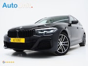 BMW 5-serie - Touring 530e M Sport Shadow Line | Panoramadak | Trekhaak |