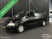 Volkswagen Sharan - 2.0 Highline Clima|Airco|Trekhaak|7-pers