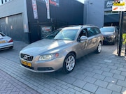 Volvo V70 - 2.0T Kinetic Schuifdak Trekhaak Airco Navi NAP APK