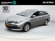 Toyota Auris - Touring Sports 1.8 Hybrid Lease