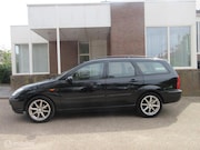 Ford Focus - 1.6-16V Futura APK nieuw Airco Leder