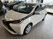 Toyota Aygo - 1.0 VVT-i x-play CAR PLAY Camera NW APK BJ 2017