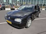 Volkswagen Golf - 1.6-16V