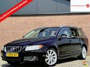 Volvo V70 - 1.6 T4 SUMMUM | LEDER! | XENON! | TREKHAAK!