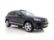 Volkswagen Touareg - 3.0 TDI R-line Aut. *PANO | LEATHER | NAVI-FULLMAP