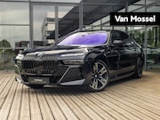 BMW i7 - xDrive60 106 kWh | M-SPORT | SKYLOUNGE PANORAMADAK | 21 INCH