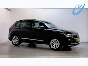 Volkswagen Tiguan - 1.5 TSI 150pk DSG Life Parkeersensoren Navigatie DAB+ App-Co