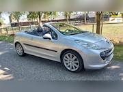 Peugeot 207 - 1.6-16V T Féline