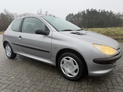 Peugeot 206 - 1.1 XR