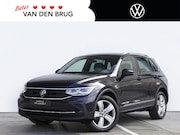 Volkswagen Tiguan - 1.4 TSI eHybrid Life 245pk DSG | Trekhaak | Panoramadak | Si