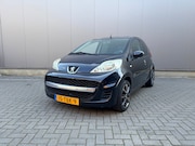 Peugeot 107 - 1.0-12V Sportium