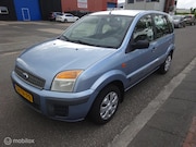 Ford Fusion - 1.4-16V Ghia