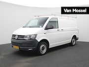 Volkswagen Transporter - 2.0 TDI L1H1 102PK | Airco | Trekhaak | Imperiaal | Navigati