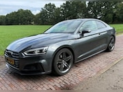 Audi A5 - 40 TFSI Design Pro Line Plus coupe met zware sierlijsten.
