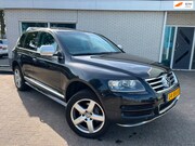 Volkswagen Touareg - 3.0 V6 TDI Highline|Stoelver|Leder|Schuifkantel|PDC|Trekhaak