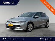 Volkswagen Golf - Private lease €560 per maand 1.5 204pk eHybrid Life Edition 