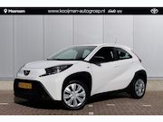 Toyota Aygo X - 1.0 VVT-i MT Play / Camera / Apple Carplay & Android Auto /