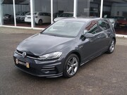 Volkswagen Golf - 1.0 TSI Highline Business R Clima, Pdc, R-Line, Dynaudio, Ri