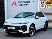 Volkswagen T-Roc - 1.5 eTSI R-Line Matrix/Blindspot/Camera