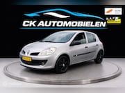Renault Clio - 1.2-16V Special Line