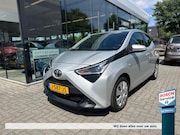 Toyota Aygo - 1.0 VVT-i AUTOMAAT x-shift 5D x-play 1e eigenaar