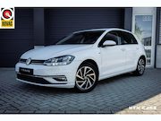 Volkswagen Golf - 1.5 TSI Comfortline Business|Stoelverwarming|Trekhaak|PDC