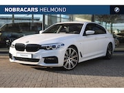 BMW 5-serie - 520i M Sport Automaat / Sportstoelen / Achteruitrijcamera /