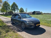 Ford Focus - Wagon 1.5 EcoB. ST Line | Panoramadak | B&O Audio | Adaptiev