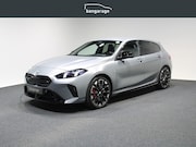 BMW 1-serie - M135 xDrive Innovation Harman Kardon