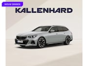 BMW 5-serie - Touring 530e M-Sport Pro - Pano - Trekhaak - ACC - Head-up -