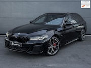 BMW 5-serie - Touring 530e M-Pakket, Pano, HUD, Pilot Assist, Trekhaak,