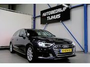 Audi A4 - Avant 35 TFSI Launch edition Business Automaat - Airco, Crui