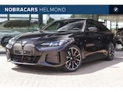 BMW i4 - eDrive35 M Sport / Achteruitrijcamera / Adaptieve