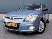 Hyundai i30 - 1.6i Dynamic | Trekhaak | NAP | Keurige auto | ISO fix | Air