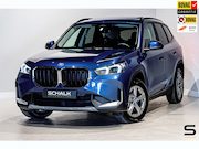 BMW X1 - XDrive25e|Pano|Acc+|Camera|Dealer onderhouden|NEW Mod