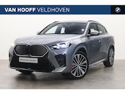 BMW iX2 - eDrive20 M Sport / Sportstoelen / Head-Up / Harman-Kardon /
